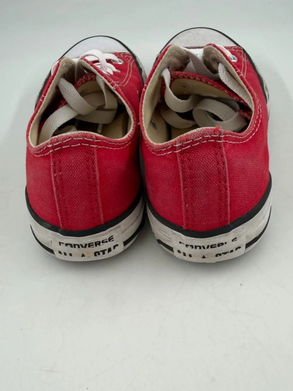 Converse Boy’s CTAS Red - SZ 1- Canvas Low Top Shoes Sneakers